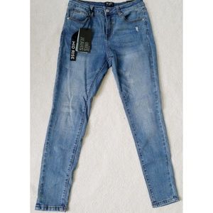 Iris Super Soft Sculpted Jeans